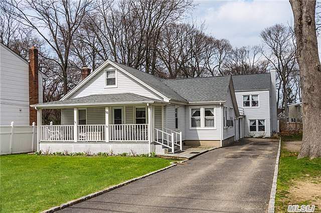 1st image of 26 Grant St