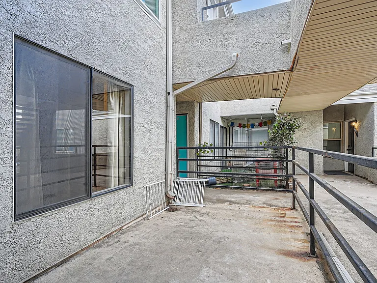 1830 Newland Ct #222 — Photo 27
