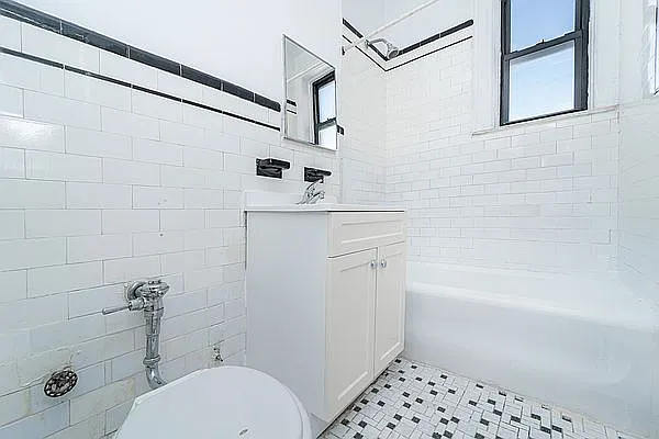 Rented by Keller Williams NYC | media 4