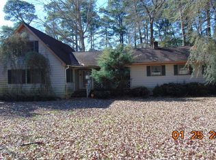 708 Gatling St, Windsor, NC 27983