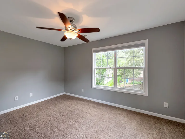 1079 Sims St SW — Photo 13
