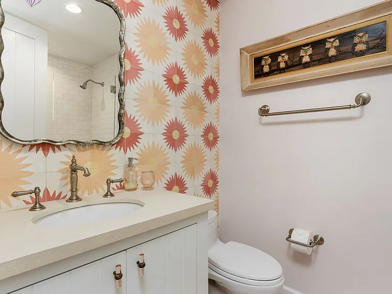 1215 E Balboa Blvd — Photo 21