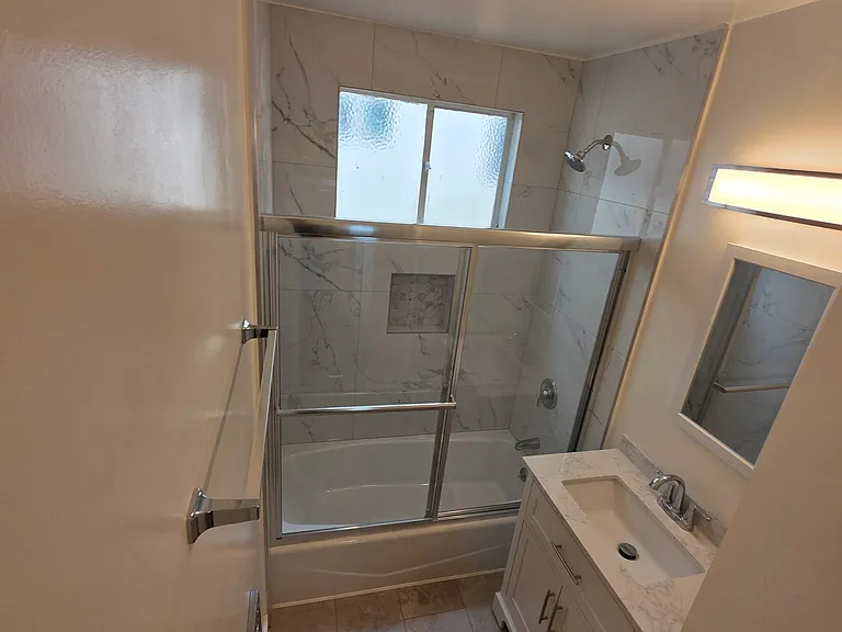 4469 Murietta Ave #7 — Photo 9