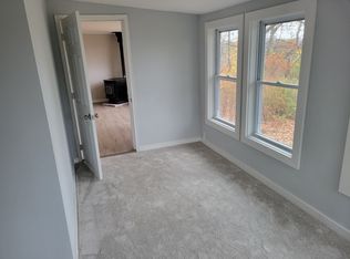 26 7th St, Auburn, ME 04210