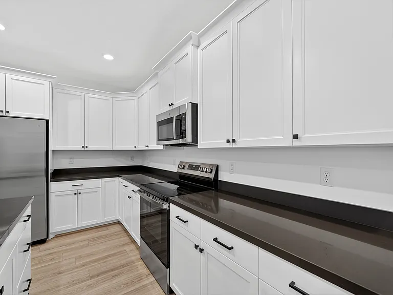 12658 S High View Ln — Photo 5