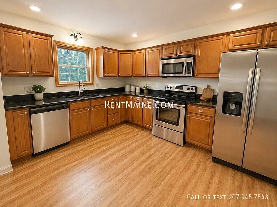 Building Photo - 208 Western Ave #6