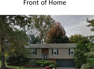 1410 Fieldcrest Dr, Erie, PA 16505