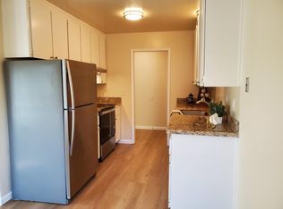 239 Easy St #14, Mountain View, CA 94043