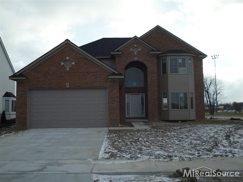 1st image of 36080 McKinley St