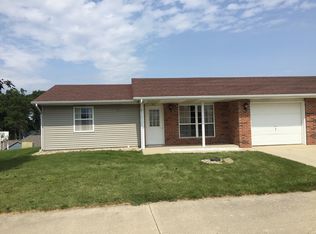 711 W Main St, Albion, IN 46701