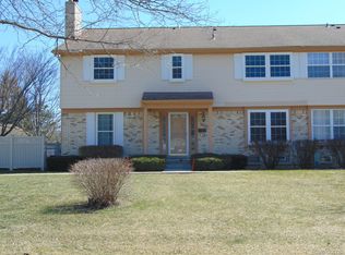 21230 W Glen Haven Cir #64, Northville, MI 48167