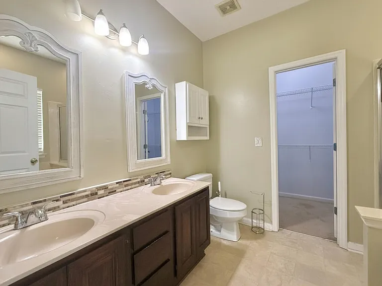 102 Adthan Cir — Photo 23