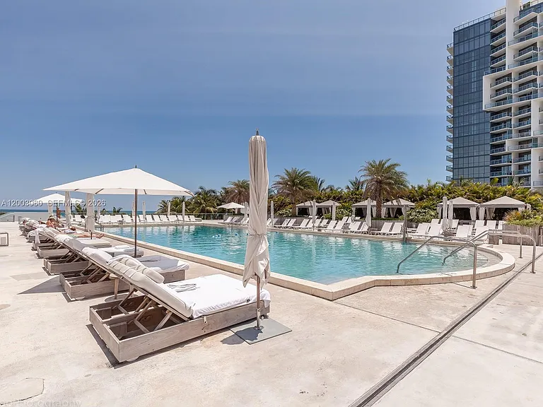 2301 Collins Ave #1009 — Photo 40