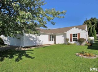 4605 W Rockwell Dr, Peoria, IL 61615