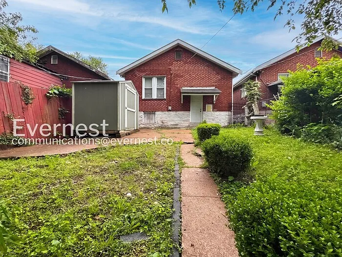 4847 Calvin Ave — Photo 1