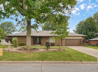 3301 N Fremont Ave, Springfield, MO 65803