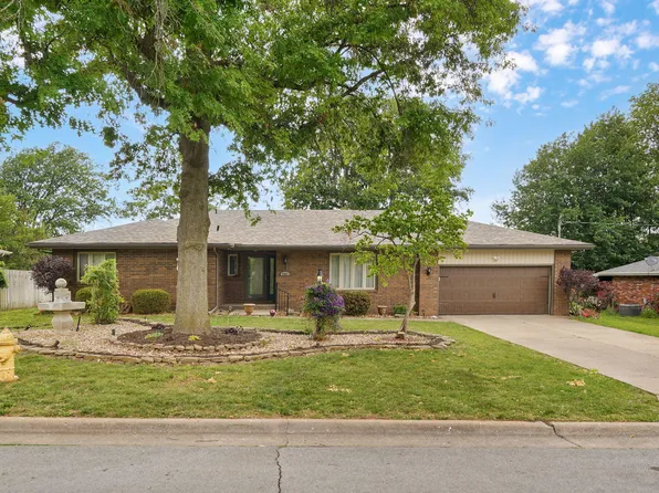 3301 N Fremont Avenue, Springfield, MO 65803