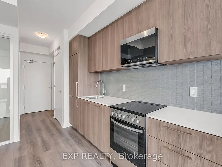 7437 Kingston Rd #908B — Photo 5