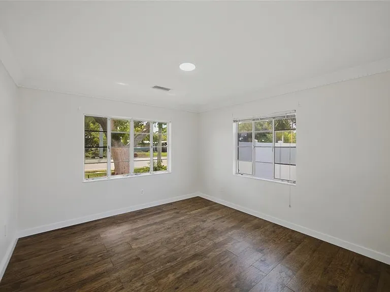 808 N Macdill Ave — Photo 14