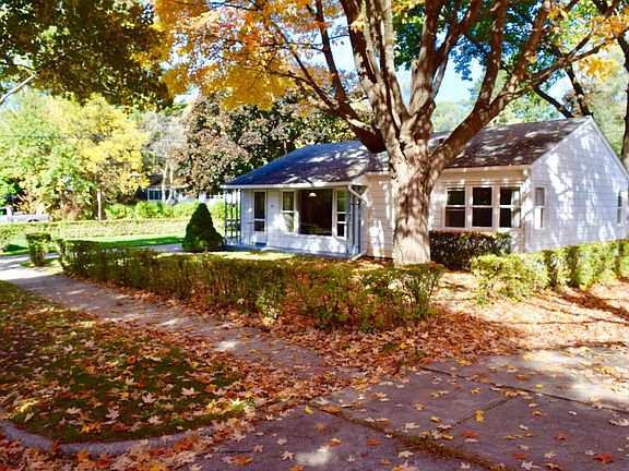 2nd image of 801 Starwick Dr