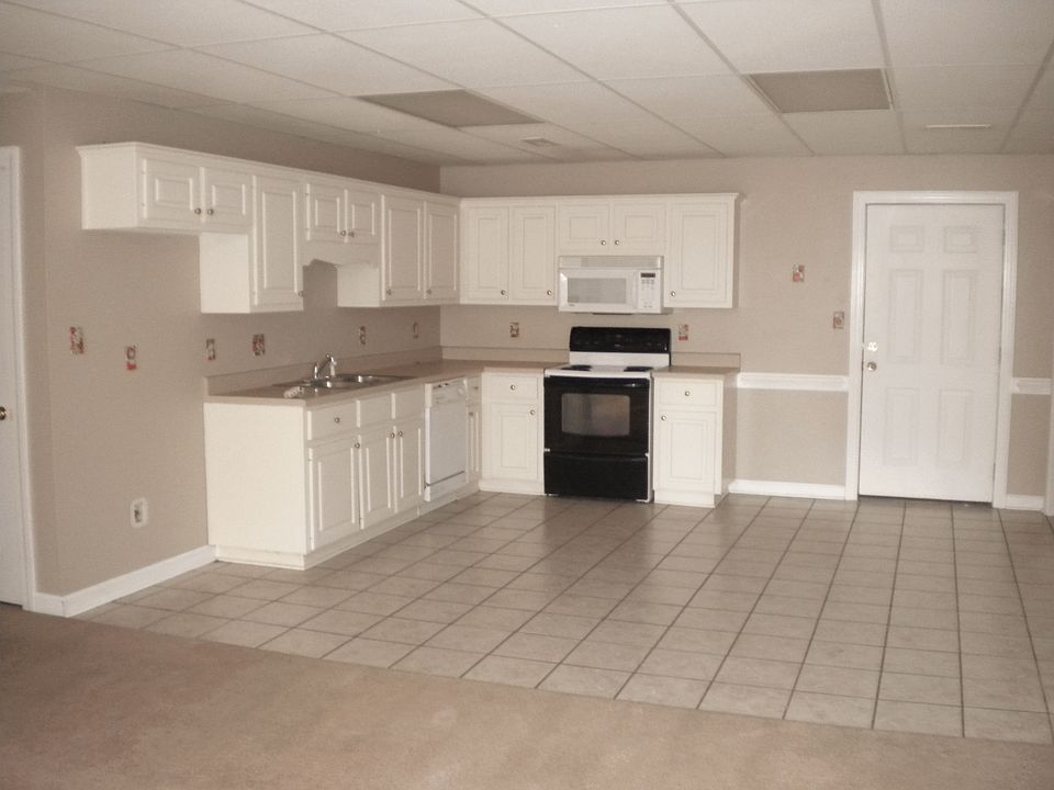 Kitchen & Living Room