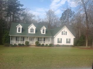 168 Clinton Crossing Dr, Gray, GA 31032