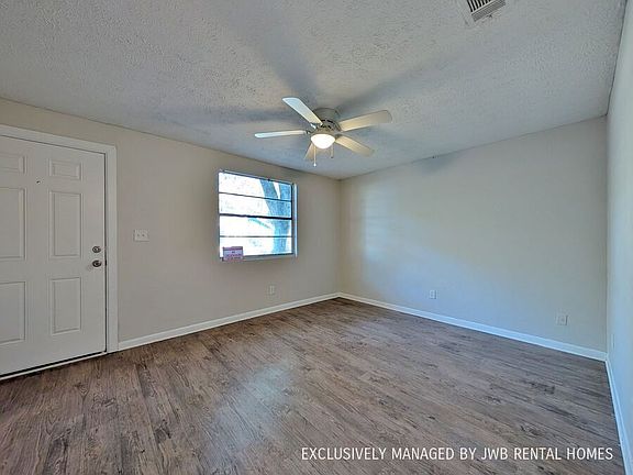 2nd image of 3328 Fitzgerald St