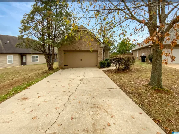4555 Rosser Loop Dr, Bessemer, AL 35022