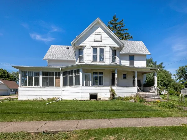 516 W Galena Ave, Warren, IL 61087