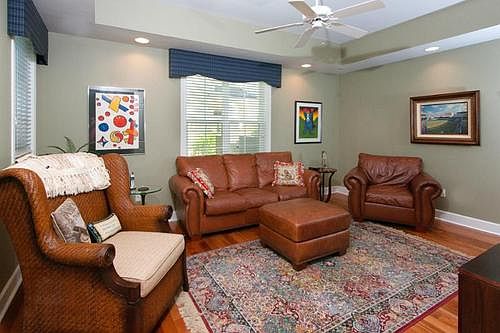 4th image of 213 Berwick Dr
