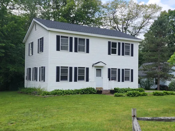 12 Ry-Kris Lane, Hartford, VT 05047