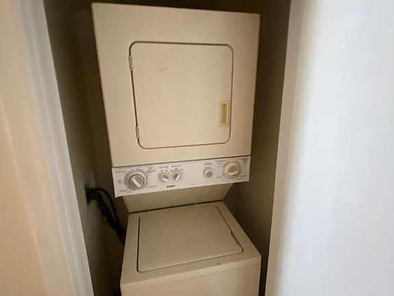 3rd image of 3007 Park Ave APT 4