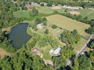 13525 Old Jamestown Rd, Florissant, MO 63033