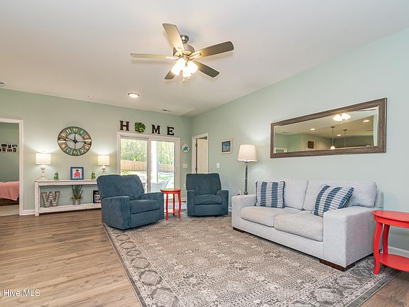 2nd image of 3101 Marion Heights Drive