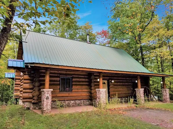 8534 W Old 10 Rd, Saxon, WI 54559