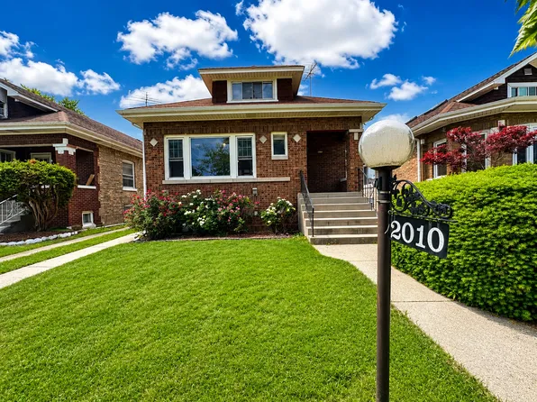2010 S 11th Ave, Maywood, IL 60153