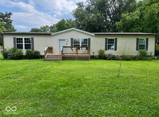 830 E Washington St, Knightsville, IN 47857