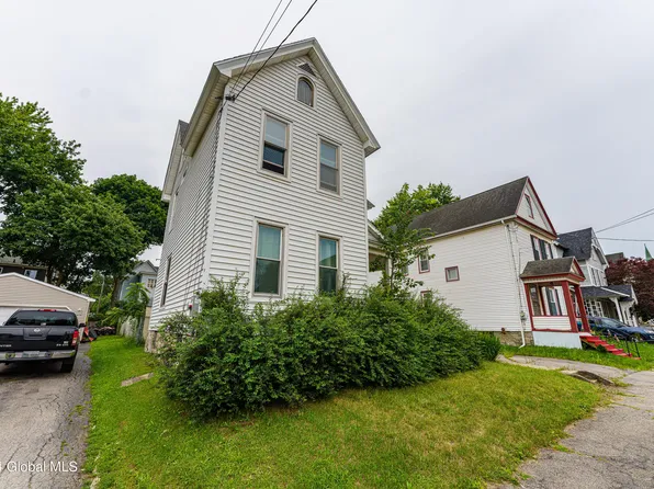 21 Trinity Place, Amsterdam, NY 12010
