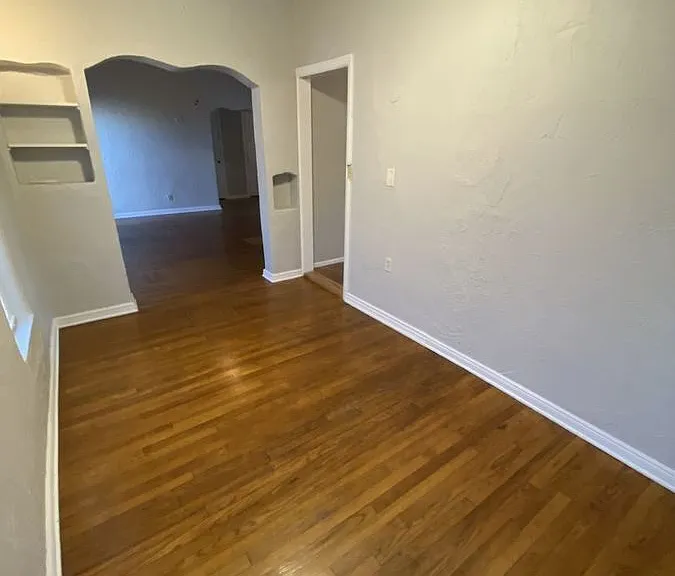 2732 N Martin Ave — Photo 12
