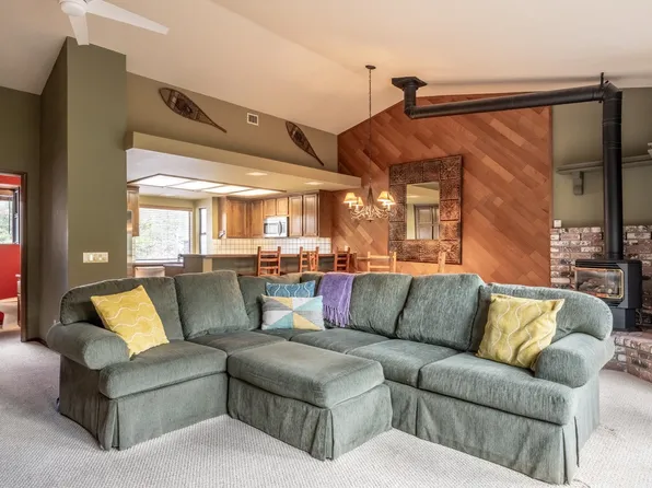 384 Joaquin Rd #25, Mammoth Lakes, CA 93546
