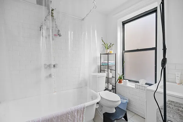 Rented by Corcoran | media 9