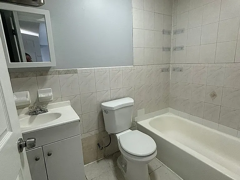 531 S 18th St #5D — Photo 6