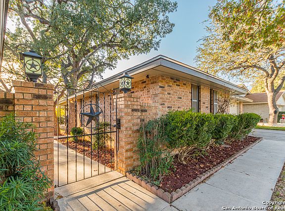 3rd image of 9043 Hetherington Dr