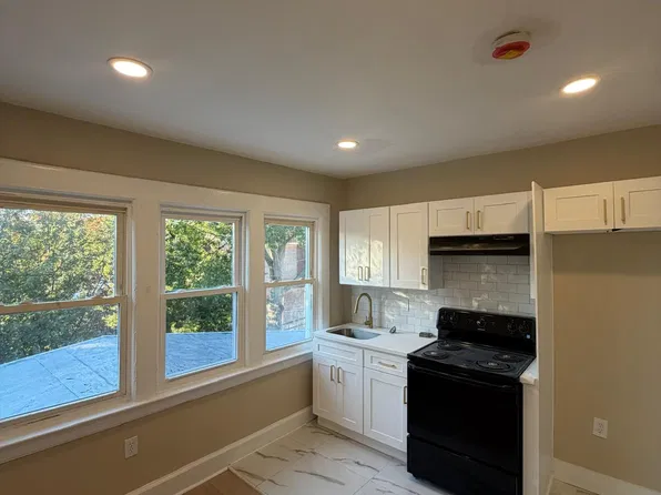 105 N 10th St #3A, Newark, NJ 07107