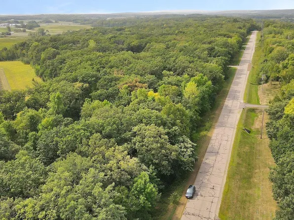 8548 Old Highway Rd N, Saint Cloud, MN 56301