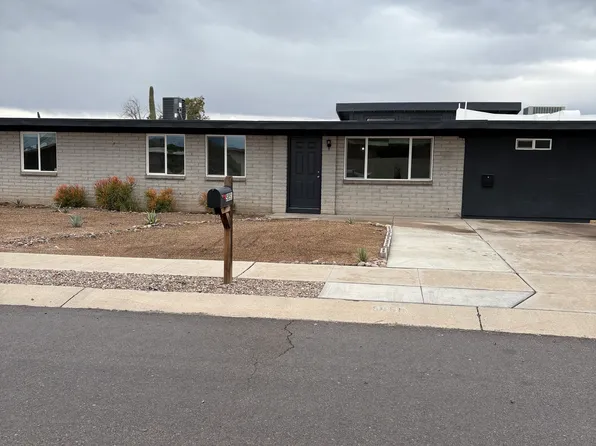 5851 N Linkhart St, Tucson, AZ 85741