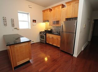 204 15th St #3, Brooklyn, NY 11215