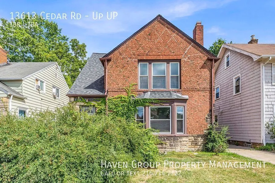 13613 Cedar Rd | UP, University Heights, OH 44118- Spacious 3-bed 1-bath multi-family home! — Photo 1