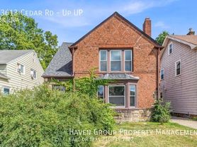 13613 Cedar Rd, Cleveland, OH