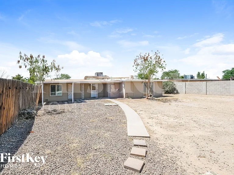 1124 W Cinnabar Ave — Photo 18